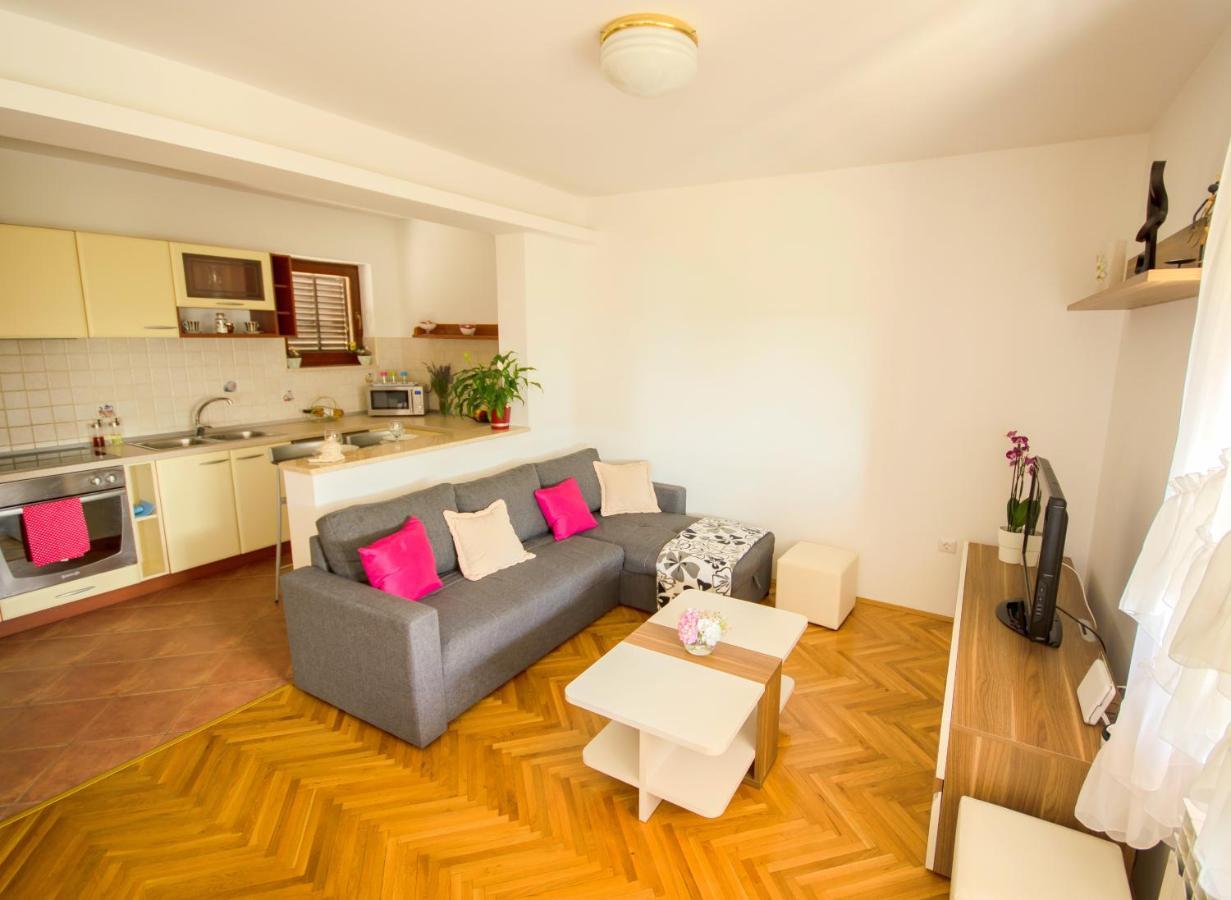 Apartment Ivis Vinkuran Kültér fotó